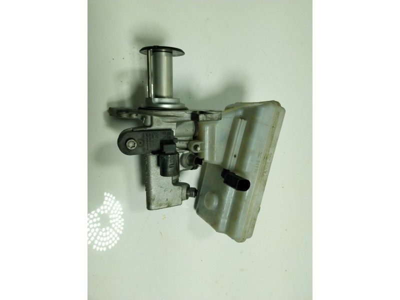 Recambio de bomba freno para volkswagen up! (122) 1.0 referencia OEM IAM 1S1611019 32668657 