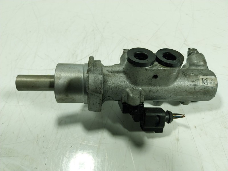 Recambio de bomba freno para volkswagen t6 transporter 2.0 tdi referencia OEM IAM   