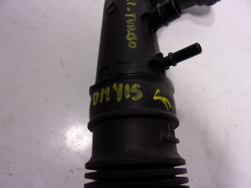 Recambio de tubo intercooler para peugeot 308 1.2 12v e-thp referencia OEM IAM 9807939780 9807939780 