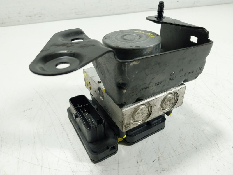 Recambio de abs para volkswagen t6 transporter 2.0 tdi referencia OEM IAM   