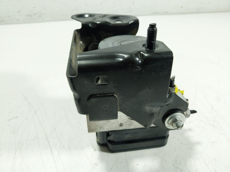 Recambio de abs para volkswagen t6 transporter 2.0 tdi referencia OEM IAM   