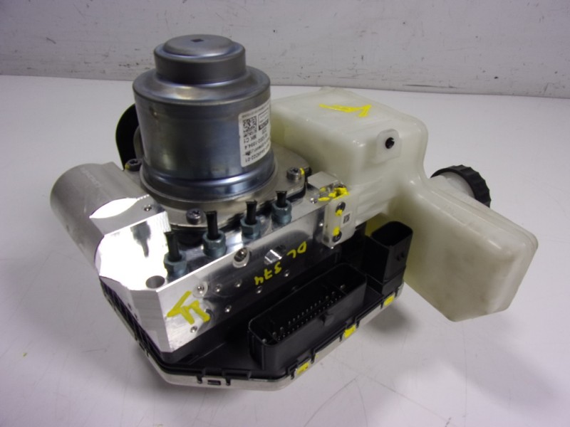 Recambio de servofreno para bmw ix3 referencia OEM IAM 34515A7C5E0 34515A49D2201 