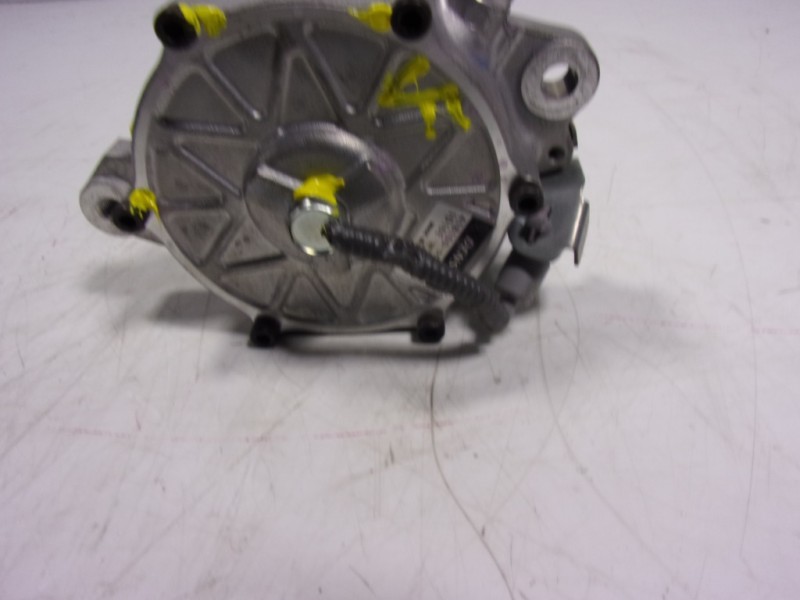 Recambio de bomba agua para toyota hilux (3b/3c/3d) gr sport referencia OEM IAM 871200K030 4181000040 