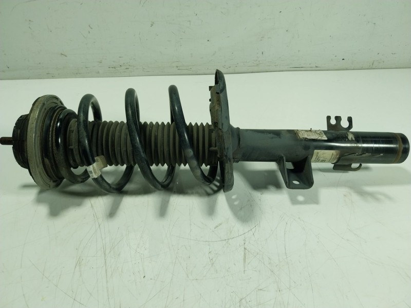 Recambio de amortiguador delantero izquierdo para volkswagen t6 transporter 2.0 tdi referencia OEM IAM   
