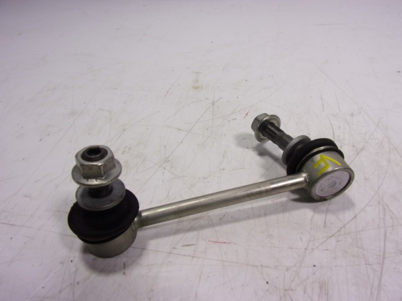 Recambio de tirante delantero izquierdo para toyota hilux (3b/3c/3d) gr sport referencia OEM IAM 488100K010  