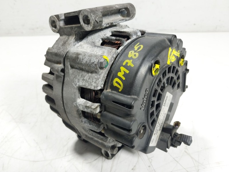 Recambio de alternador para mercedes-benz vito kasten 2.1 cdi cat referencia OEM IAM   
