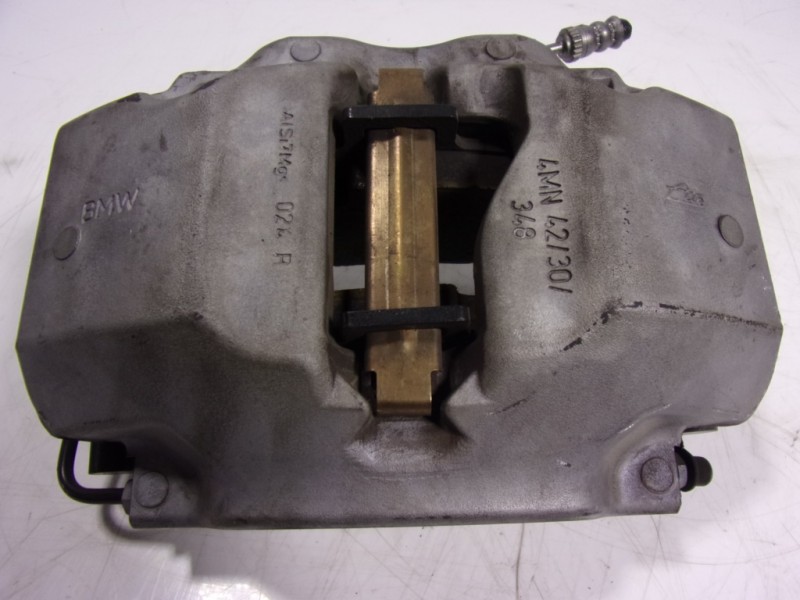 Recambio de pinza freno delantera derecha para bmw ix3 referencia OEM IAM 34116883484 688584002 