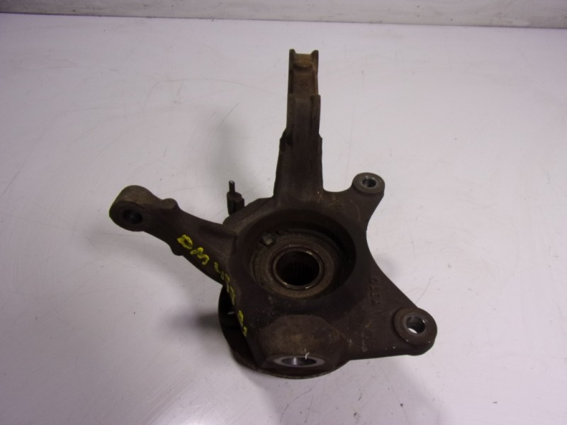 Recambio de mangueta delantera izquierda para dacia duster 1.5 dci diesel fap cat referencia OEM IAM   