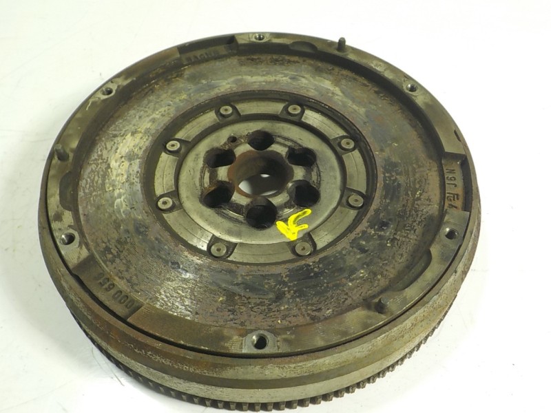 Recambio de volante motor para peugeot rcz basis referencia OEM IAM   