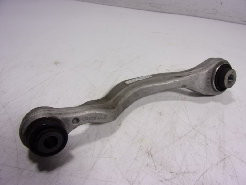 Recambio de brazo suspension superior trasero izquierdo para bmw ix3 referencia OEM IAM 33306890007  