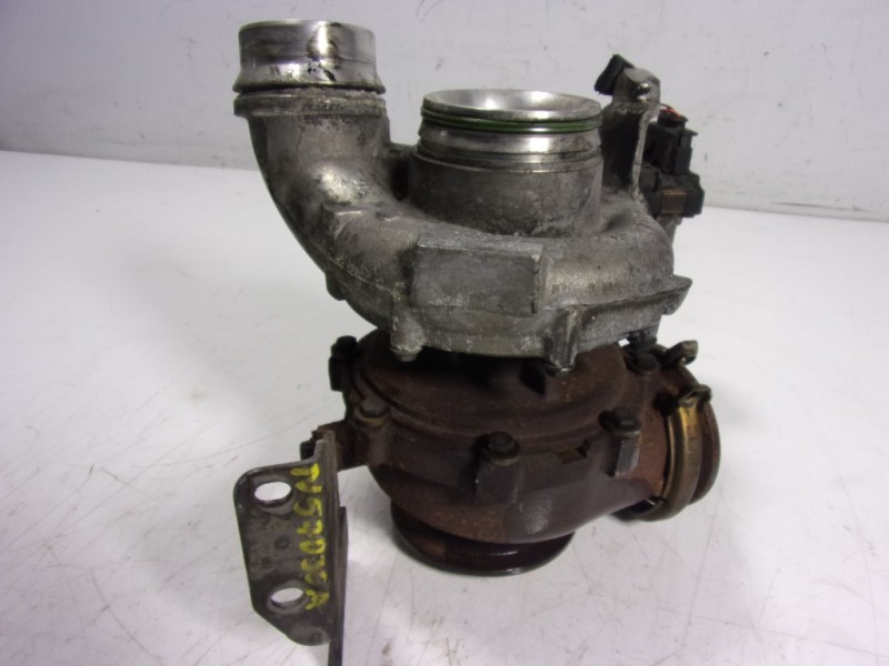 Recambio de turbocompresor para bmw x5 (e70) xdrive30d referencia OEM IAM  7799759G 