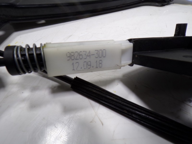 Recambio de elevalunas trasero izquierdo para volkswagen arteon (3h7) elegance referencia OEM IAM 3G8839461B 3G8839461B 