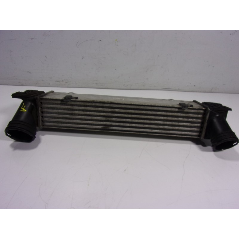 Recambio de intercooler para bmw serie 1 berlina (e81/e87) 2.0 turbodiesel cat referencia OEM IAM  779878802 