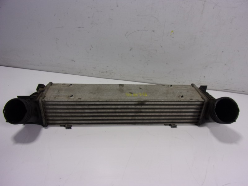 Recambio de intercooler para bmw serie 1 berlina (e81/e87) 2.0 turbodiesel cat referencia OEM IAM  779878802 