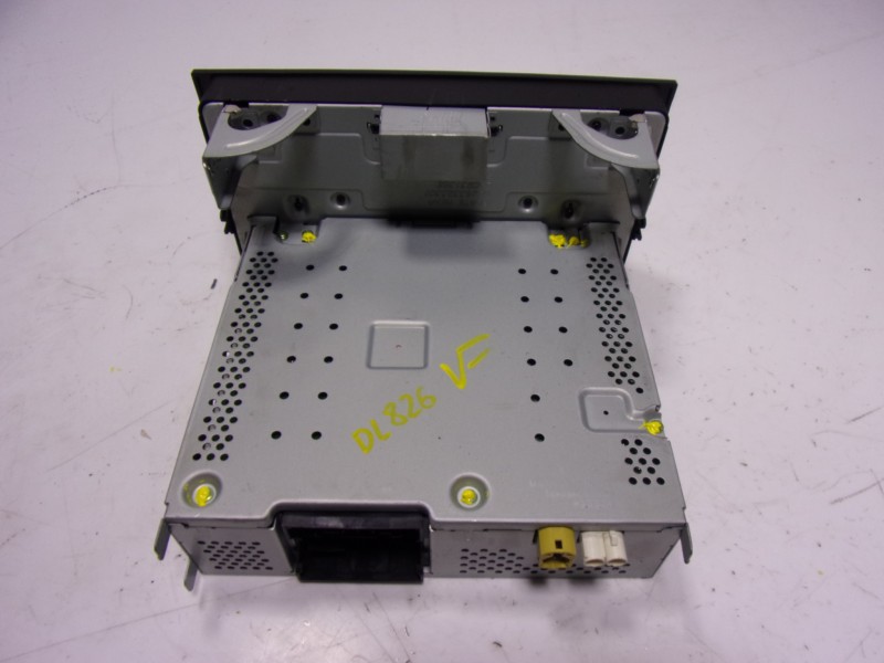 Recambio de sistema audio / radio cd para seat ibiza (6p1) 1.4 tdi referencia OEM IAM  5F0035888C 