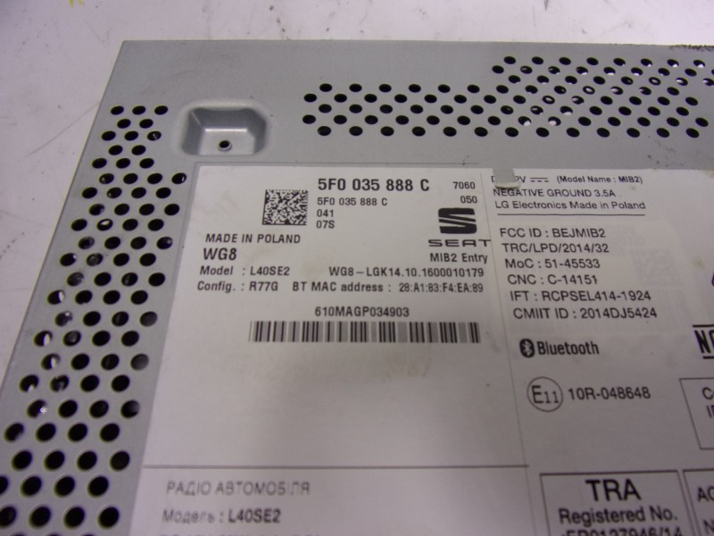 Recambio de sistema audio / radio cd para seat ibiza (6p1) 1.4 tdi referencia OEM IAM  5F0035888C 