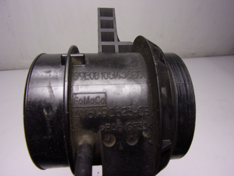 Recambio de caudalimetro para ford c-max 1.6 tdci cat referencia OEM IAM 1480570 AV619C623CB 