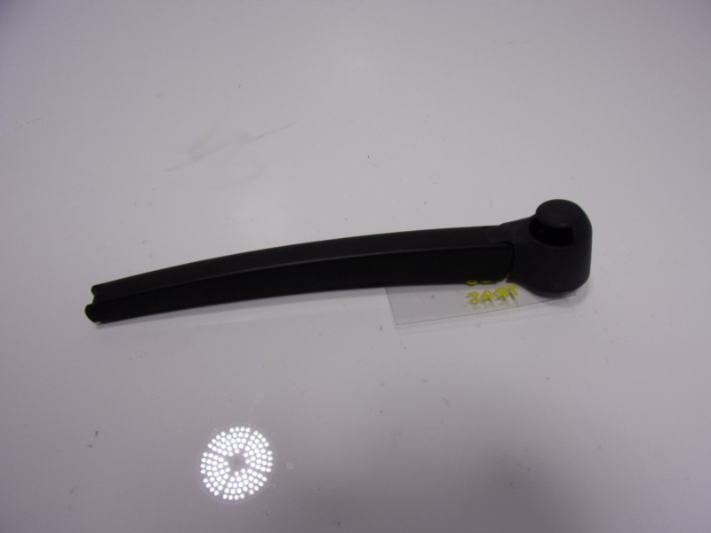 Recambio de brazo limpia trasero para seat ibiza (6p1) 1.4 tdi referencia OEM IAM   