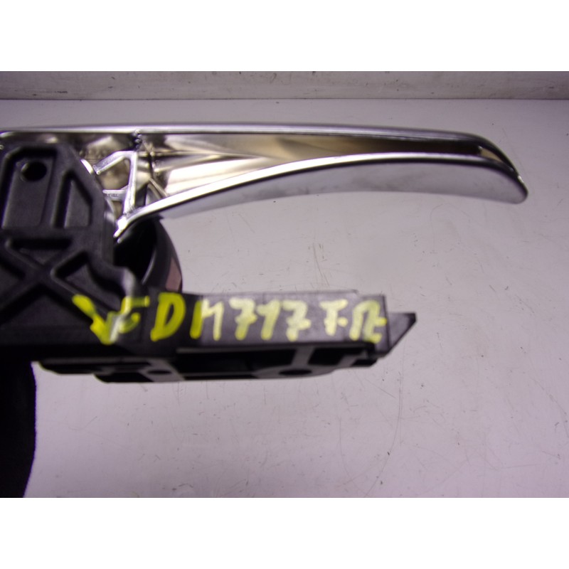 Recambio de maneta interior trasera izquierda para toyota corolla hybrid referencia OEM IAM 6920602360C1 6927402190 