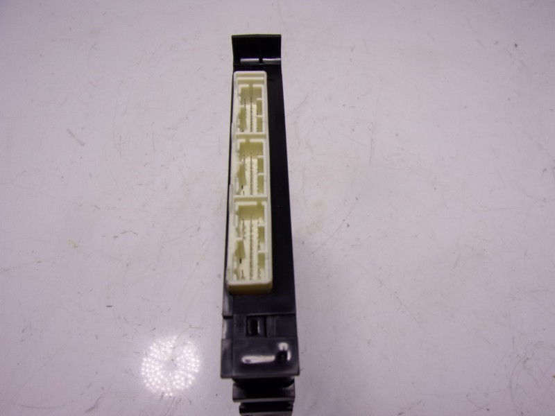 Recambio de modulo electronico para toyota corolla hybrid referencia OEM IAM 8999002B70 62B697000 