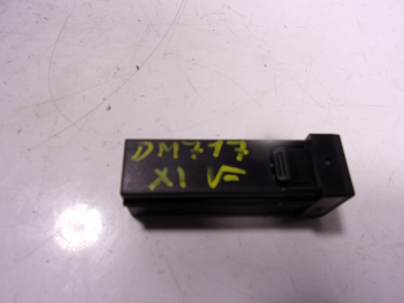 Recambio de modulo electronico para toyota corolla hybrid referencia OEM IAM 8619002110 8619002110 
