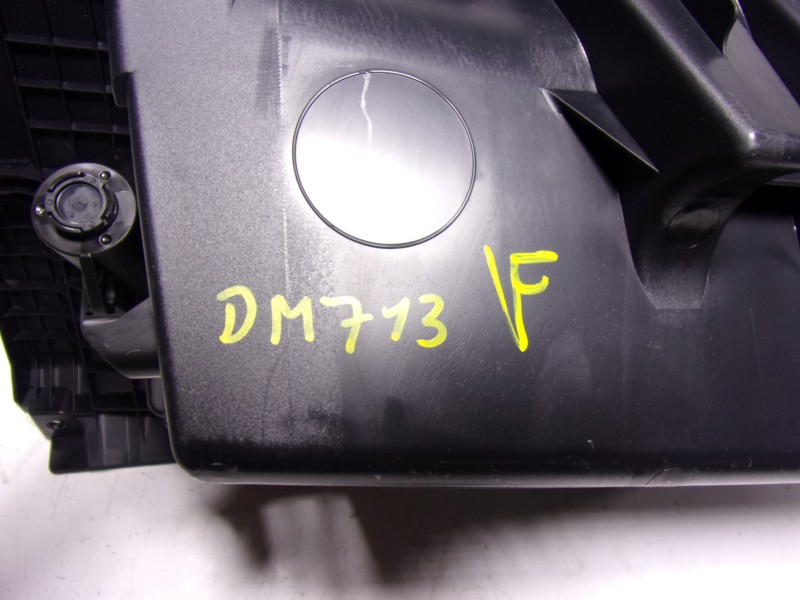 Recambio de guantera para toyota corolla cross hybrid 1.8 referencia OEM IAM 5555012570C0 5555212460 