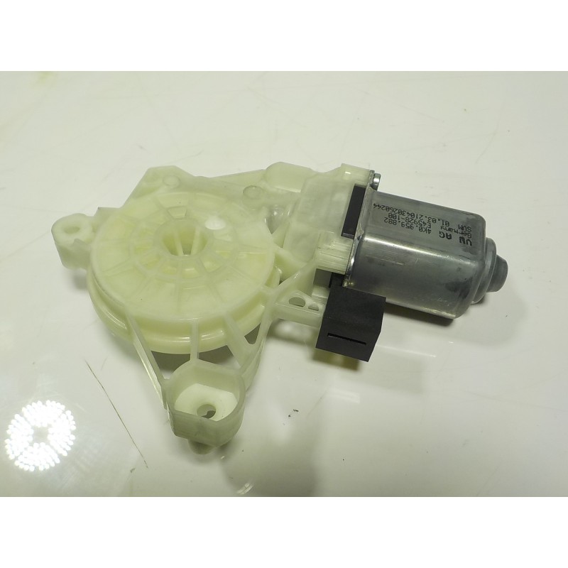 Recambio de motor elevalunas trasero izquierdo para audi q4 e-tron aq4e f4bac3 referencia OEM IAM  1K0959882 