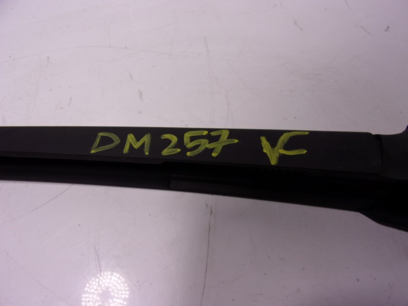 Recambio de brazo limpia trasero para seat ibiza (6p1) 1.2 tsi referencia OEM IAM   