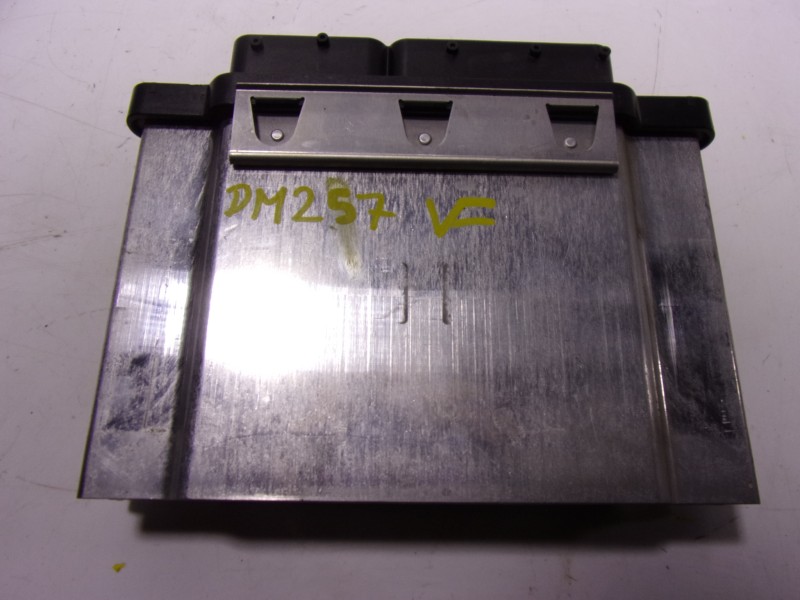 Recambio de centralita motor uce para seat ibiza (6p1) 1.2 tsi referencia OEM IAM  04E907309AF 