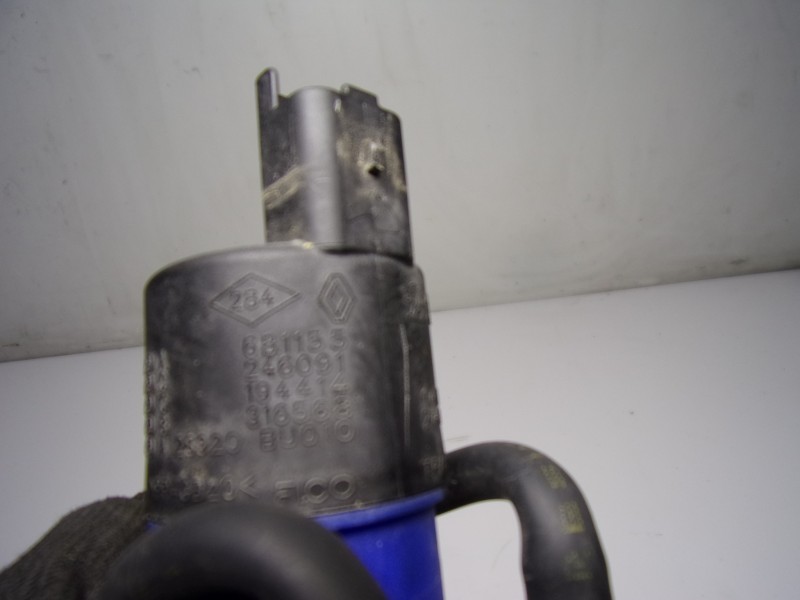 Recambio de bomba limpia para renault captur 0.9 tce referencia OEM IAM 8200316568 681155 