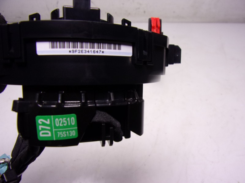 Recambio de anillo airbag para toyota corolla hybrid referencia OEM IAM 8430802080 9F2E341647 