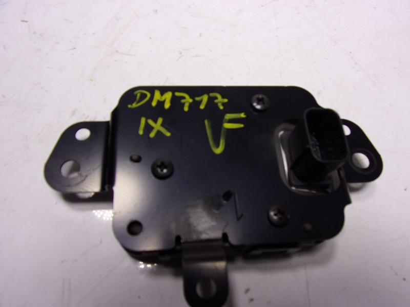 Recambio de modulo electronico para toyota corolla hybrid referencia OEM IAM 8821078020 88210 