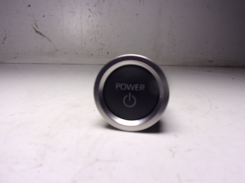 Recambio de modulo electronico para toyota corolla hybrid referencia OEM IAM 8961102200 507848 