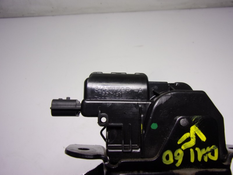 Recambio de cerradura maletero / porton para renault captur 0.9 tce referencia OEM IAM 905039428R  