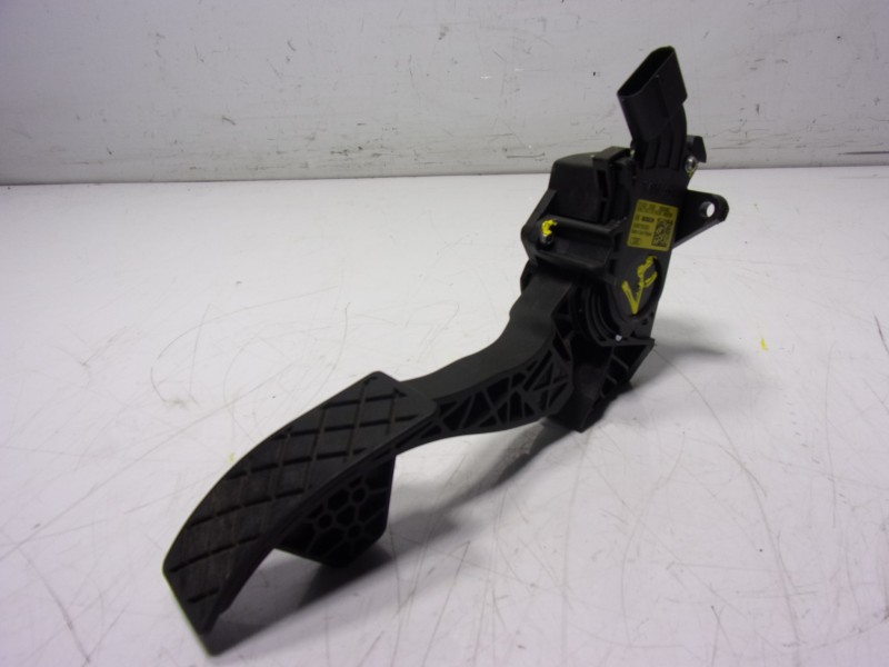 Recambio de potenciometro pedal para volkswagen polo (6c1) 1.2 tsi referencia OEM IAM 6C1721503B 6C1721503B 