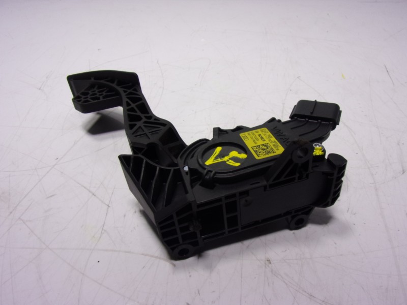 Recambio de potenciometro pedal para volkswagen polo (6c1) 1.2 tsi referencia OEM IAM 6C1721503B 6C1721503B 