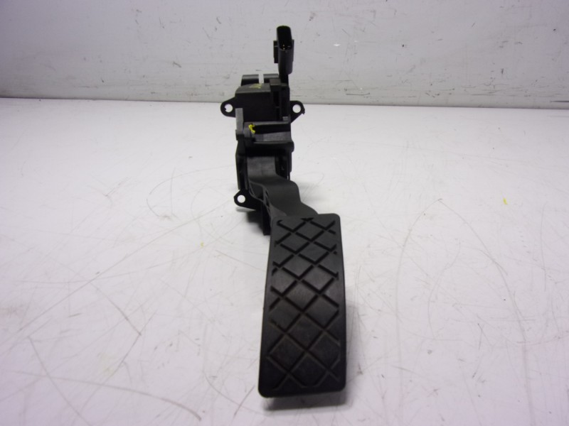 Recambio de potenciometro pedal para volkswagen polo (6c1) 1.2 tsi referencia OEM IAM 6C1721503B 6C1721503B 