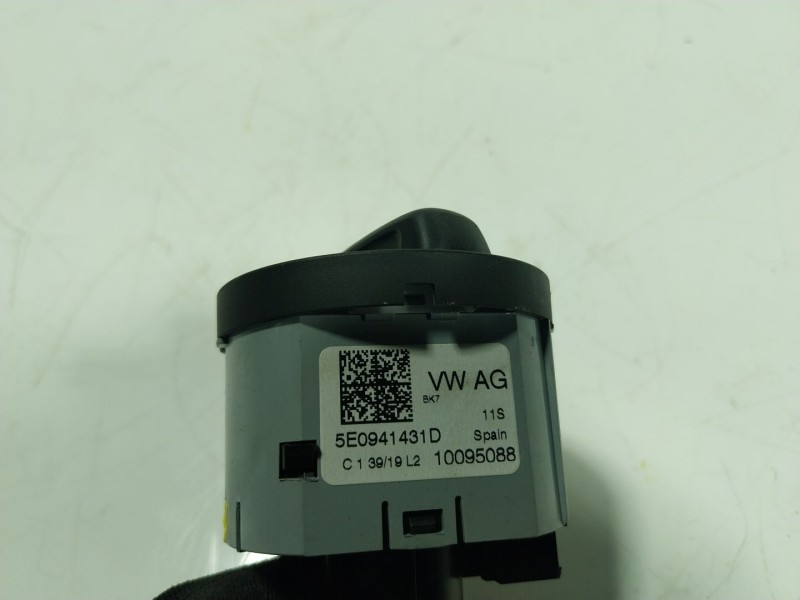 Recambio de mando luces para skoda octavia lim. (5e3) 2.0 tdi referencia OEM IAM   