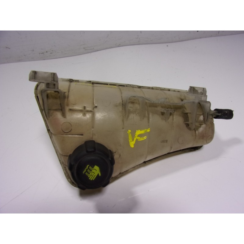 Recambio de deposito expansion para renault kangoo 1.5 dci diesel fap referencia OEM IAM 7701478318 8200455786 