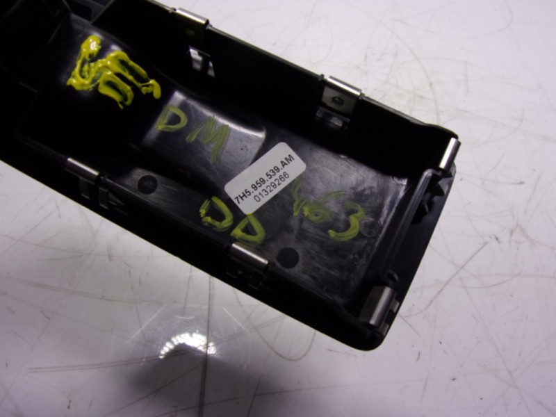 Recambio de mando elevalunas delantero derecho para volkswagen t6 transporter 2.0 tdi referencia OEM IAM  7H5959539AM 