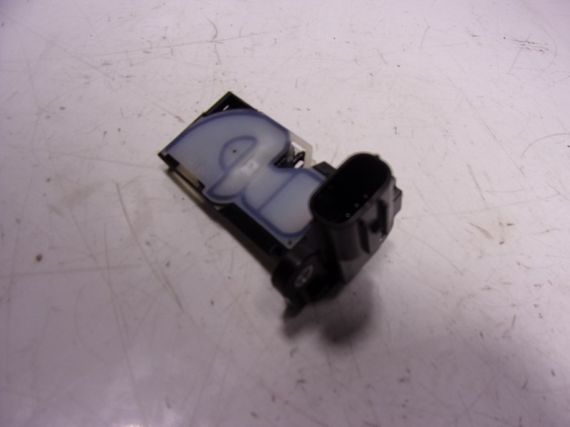 Recambio de caudalimetro para toyota yaris 1.5 vvti hev referencia OEM IAM 22204F2010 22204F2010 