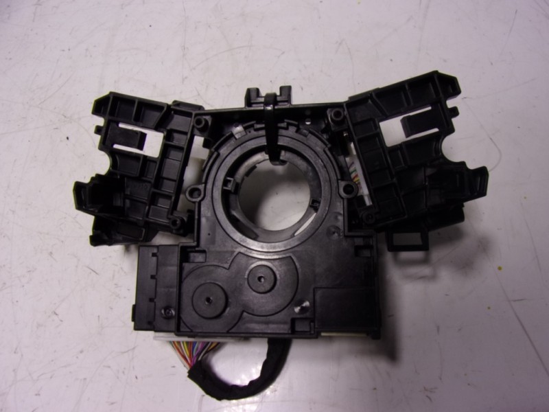 Recambio de modulo electronico para toyota yaris 1.5 vvti hev referencia OEM IAM 8924BK0020 89245K0020 