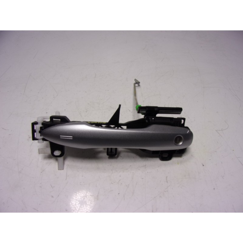 Recambio de maneta exterior delantera izquierda para toyota yaris 1.5 vvti hev referencia OEM IAM   