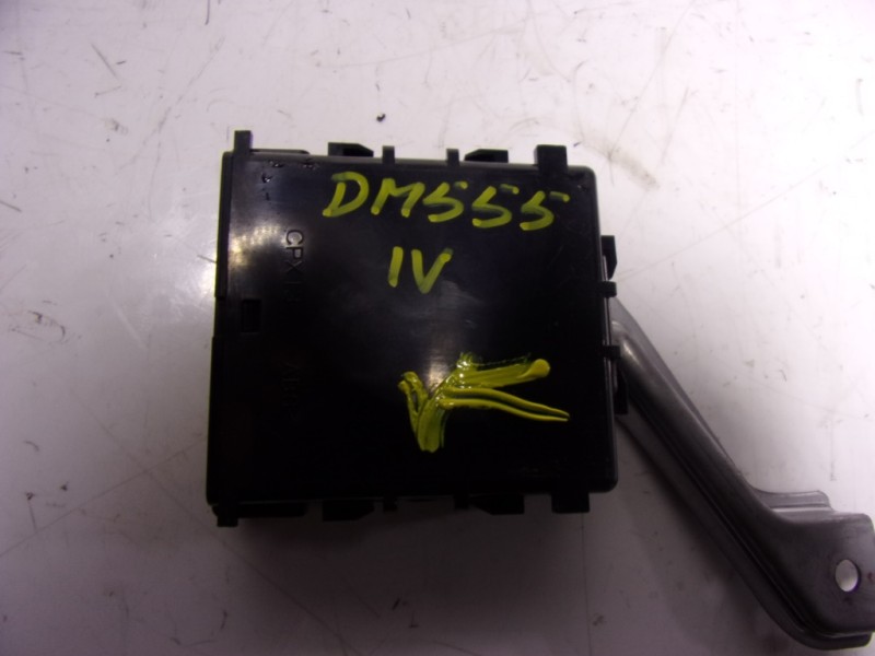 Recambio de modulo electronico para toyota yaris 1.5 vvti hev referencia OEM IAM 8594052100 8594052100 