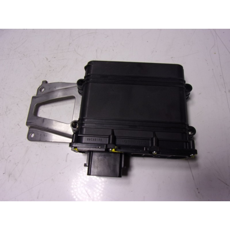 Recambio de modulo electronico para toyota yaris 1.5 vvti hev referencia OEM IAM 89680K0010 89680K0010 