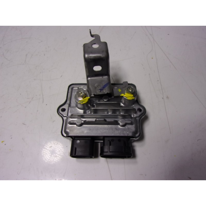 Recambio de modulo electronico para toyota yaris 1.5 vvti hev referencia OEM IAM 8957110010 8957110010 