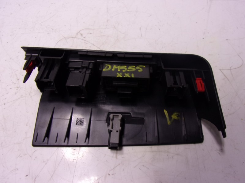 Recambio de modulo electronico para toyota yaris 1.5 vvti hev referencia OEM IAM 554070D070 554070D070 