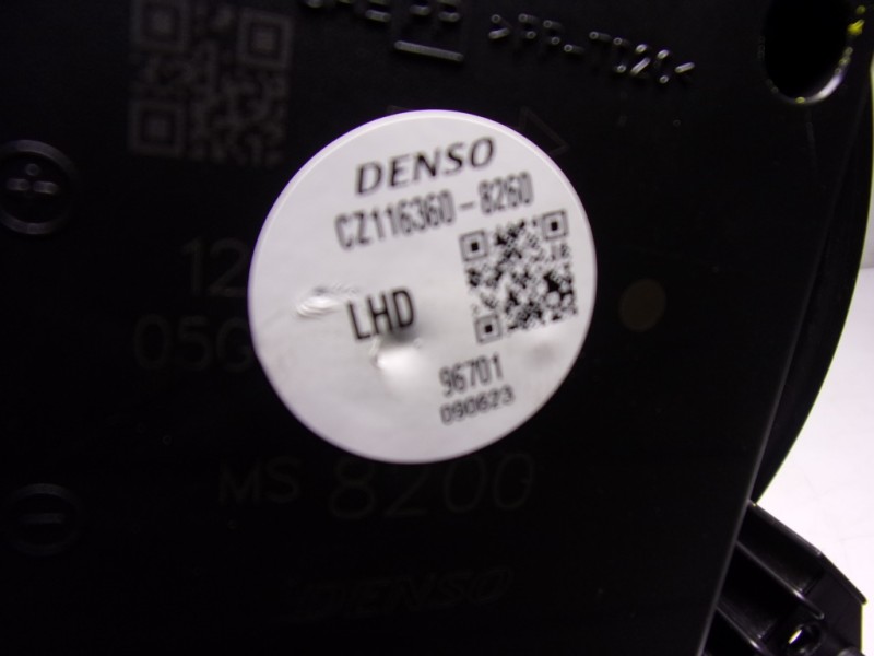 Recambio de motor calefaccion para toyota yaris 1.5 vvti hev referencia OEM IAM  CZ1163608260 