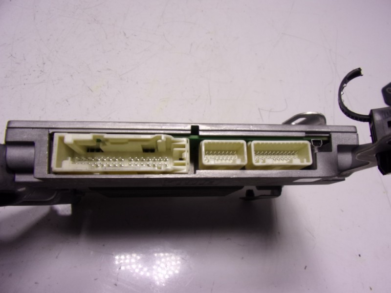 Recambio de modulo electronico para toyota yaris 1.5 vvti hev referencia OEM IAM  86280K0010 