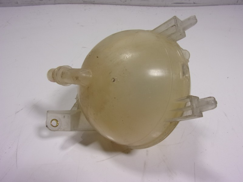 Recambio de deposito expansion para peugeot partner tepee b9 1.6 16v hdi referencia OEM IAM 1323X6 9673334580 